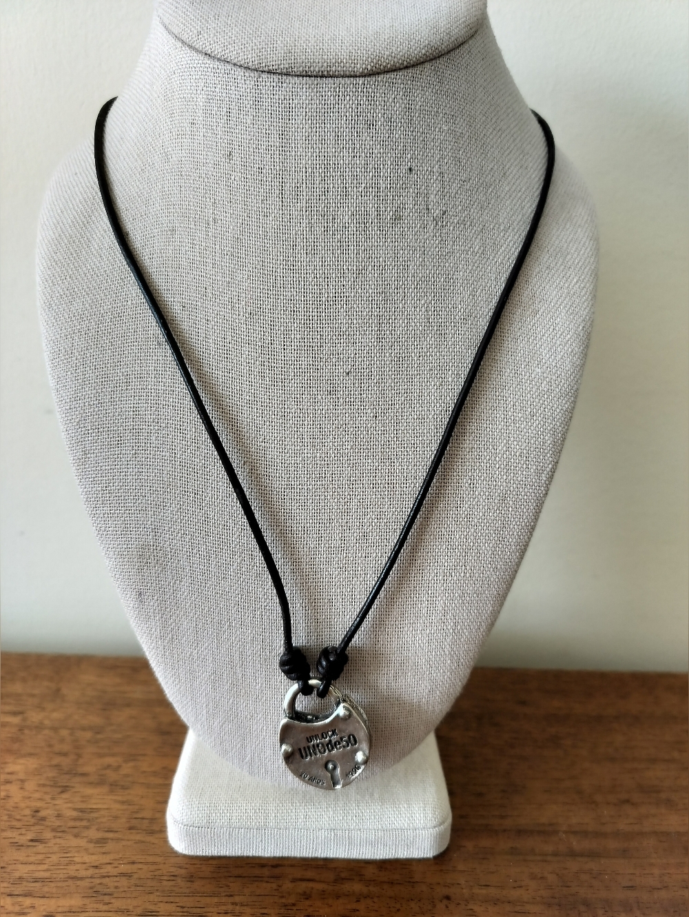 Rare Vintage Unlock Uno De 50 Brown Cord Necklace with Silver Heart Pendant